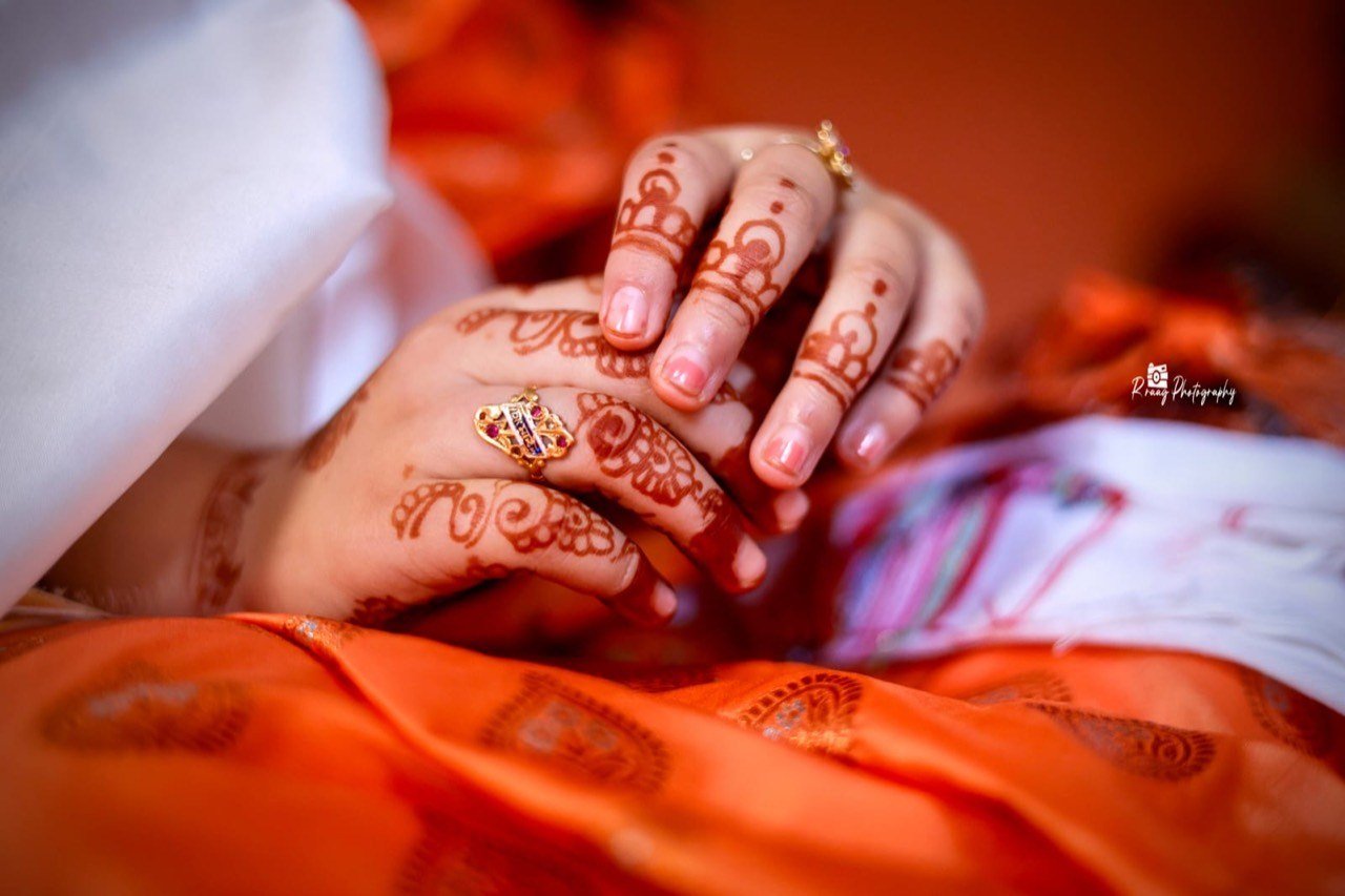 Close-up wedding ceremony detail by Candid Frame Studio